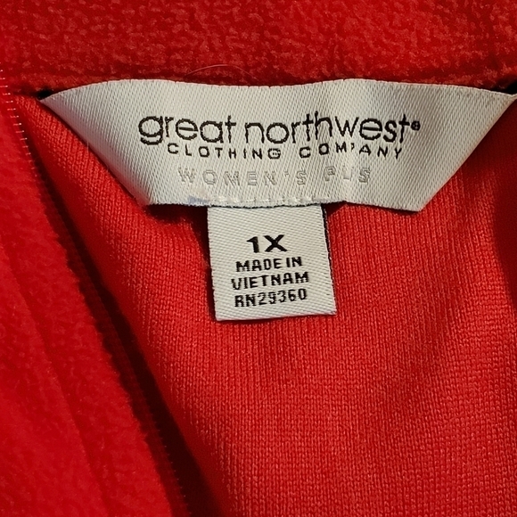 0101. Great Northwest Pullover with Pockets in a Lighter Fleece in RED~ 1X - Picture 11 of 12